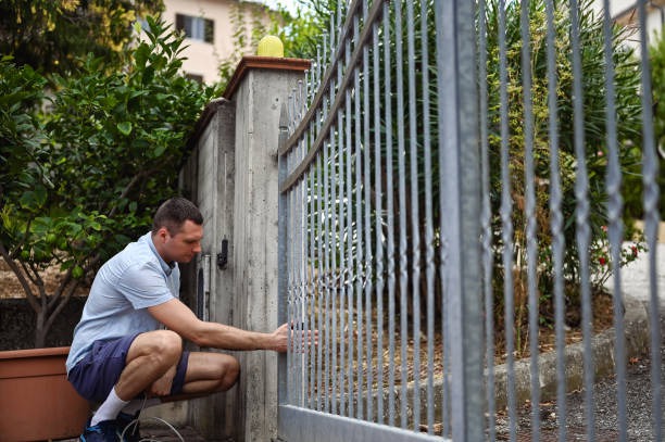 Which Types of Fences Offer the Best Privacy and Security?